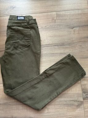 Earl Olive Green Straight Leg Jeans Size 4